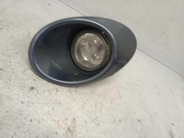 FEU ANTIBROUILLARD GAUCHE PEUGEOT PARTNER/ CITROEN BERLINGO 2008-2012 - Vue 1